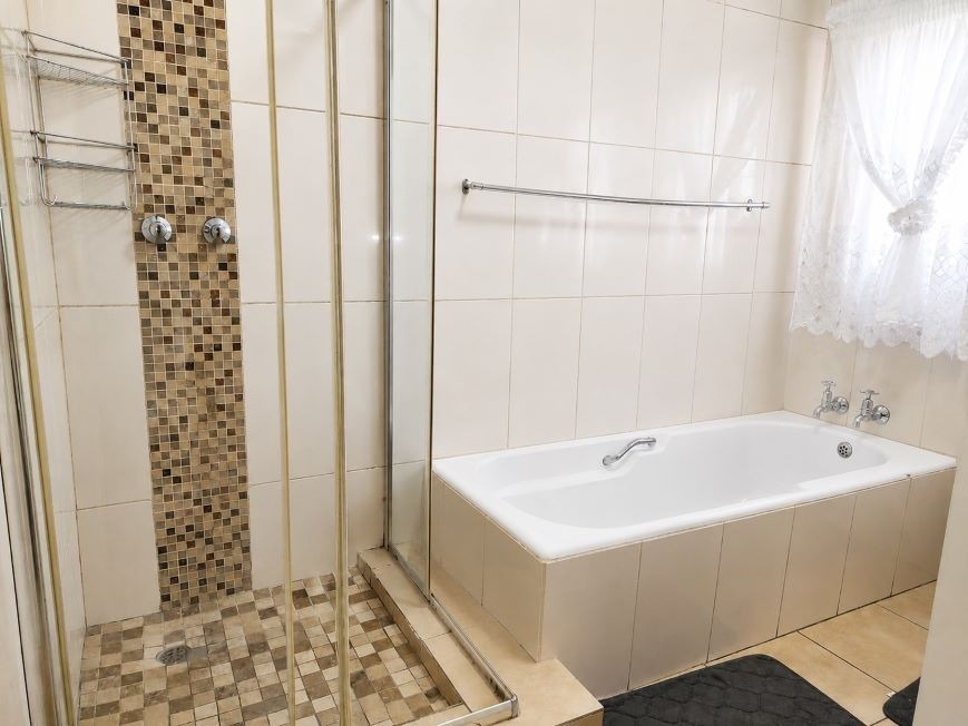 3 Bedroom Property for Sale in Oos Einde North West